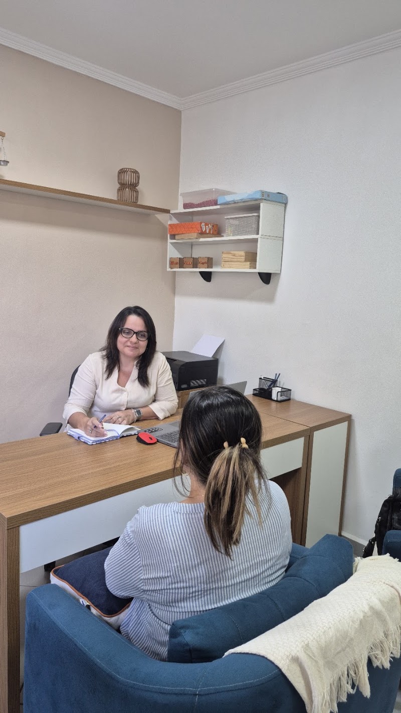 Foto de Psicanalista, Terapia Cognitivo Comportamental. Valeria Souza